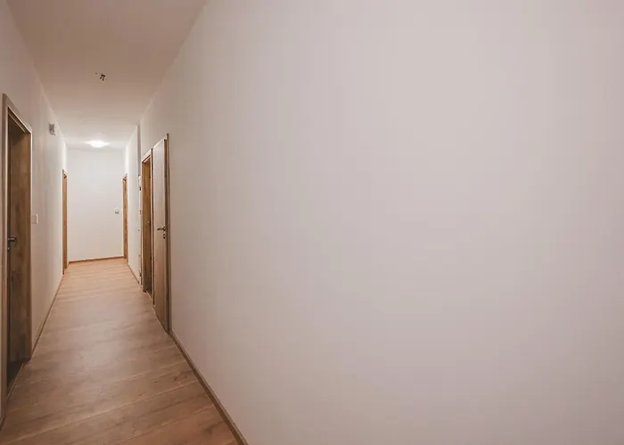 Flat Near Castle Stylish & Prime Location 6 Appartement Praag