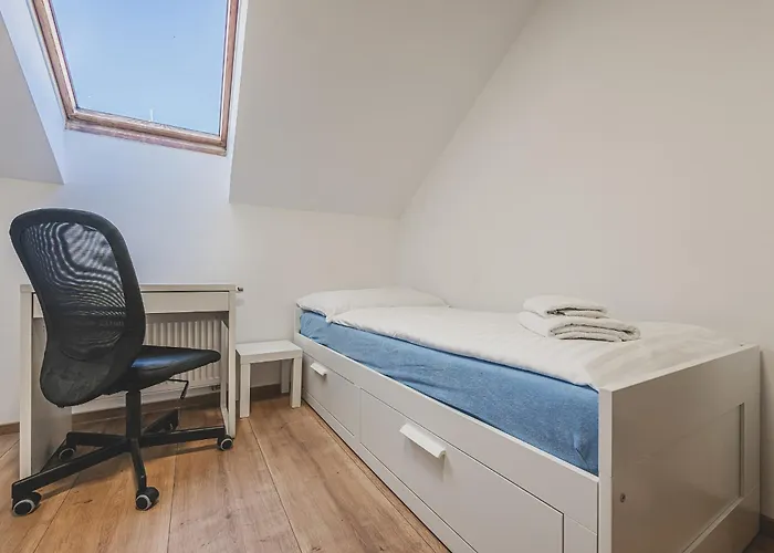Appartement Flat Near Castle Stylish & Prime Location 6