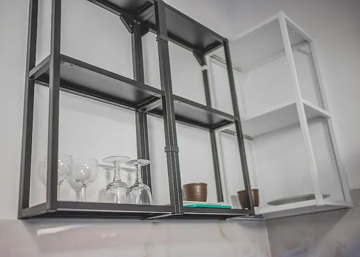 Flat Near Castle Stylish & Prime Location 6 Appartement