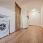 Flat Near Castle Stylish & Prime Location 6