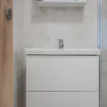 Flat Near Castle Stylish & Prime Location 6 Apartment *
